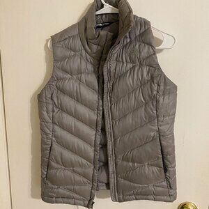 The North Face 550 Women's Goose Down Insulated Puffer Vest Gray Jacket Size S